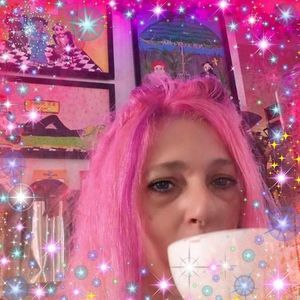 Meet your Posher, Cand'e